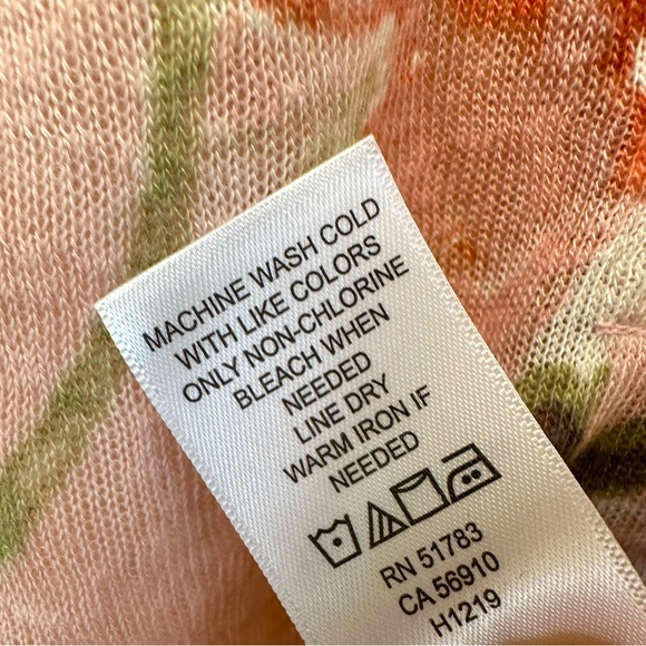 Maurices Pink Floral Shirt Size Small - Picture 5 of 8